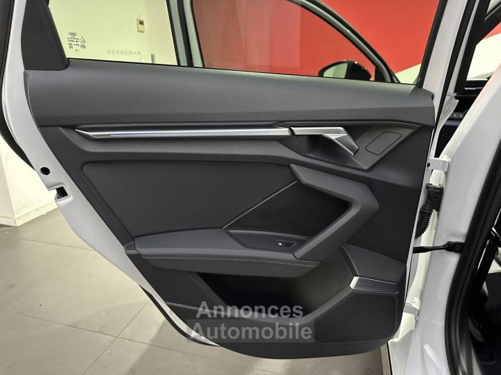 Audi A3 Sportback 35 TFSI Mild Hybrid 150 S tronic 7 S Line - 38