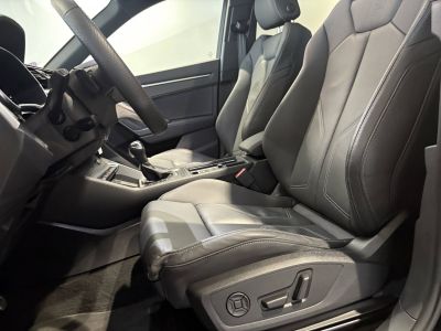 Audi Q3 45 TFSIe 245 ch S tronic 6 S line   - 10