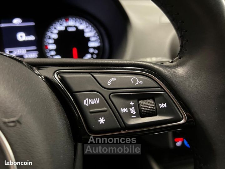 Audi Q2 35 TDI 150 S tronic 7 Design Luxe - 11