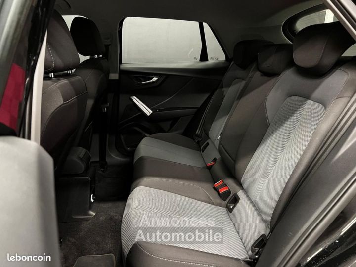 Audi Q2 35 TDI 150 S tronic 7 Design Luxe - 16