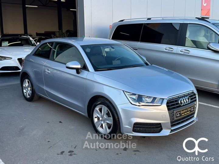 Audi A1 10 ESSENCE 1ER PROPRIO GPS BLUETOOTH - 4
