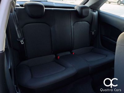 Audi A1 10 ESSENCE 1ER PROPRIO GPS BLUETOOTH   - 11