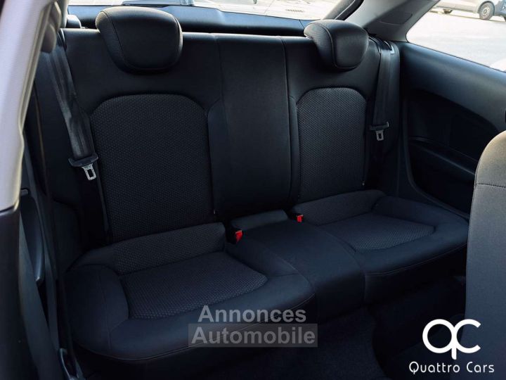 Audi A1 10 ESSENCE 1ER PROPRIO GPS BLUETOOTH - 11