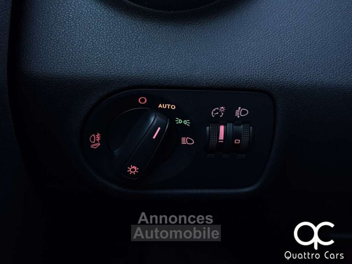 Audi A1 10 ESSENCE 1ER PROPRIO GPS BLUETOOTH - 21