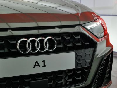 Audi A1 Sportback 30 TFSI 110 ch S tronic 7 S Line   - 3