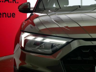 Audi A1 Sportback 30 TFSI 110 ch S tronic 7 S Line   - 4