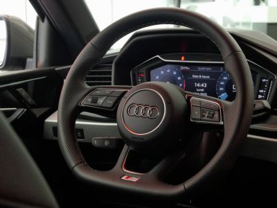 Audi A1 Sportback 30 TFSI 110 ch S tronic 7 S Line   - 17