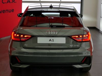 Audi A1 Sportback 30 TFSI 110 ch S tronic 7 S Line   - 19