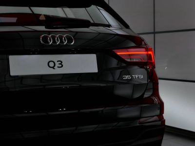 Audi Q3 35 TFSI 150 ch S tronic 7 S line   - 14