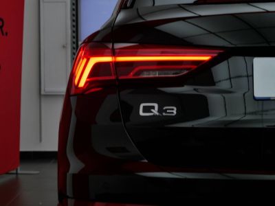 Audi Q3 35 TFSI 150 ch S tronic 7 S line   - 15