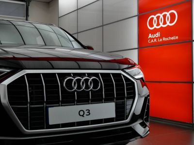 Audi Q3 35 TFSI 150 ch S tronic 7 S line   - 19