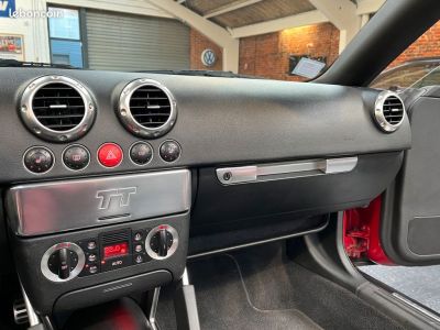 Audi TT Roadster 18 Turbo 180 ch Rouge Amulette Sièges chauffants Capote neuve, Historique d’entretien État exceptionnel   - 9