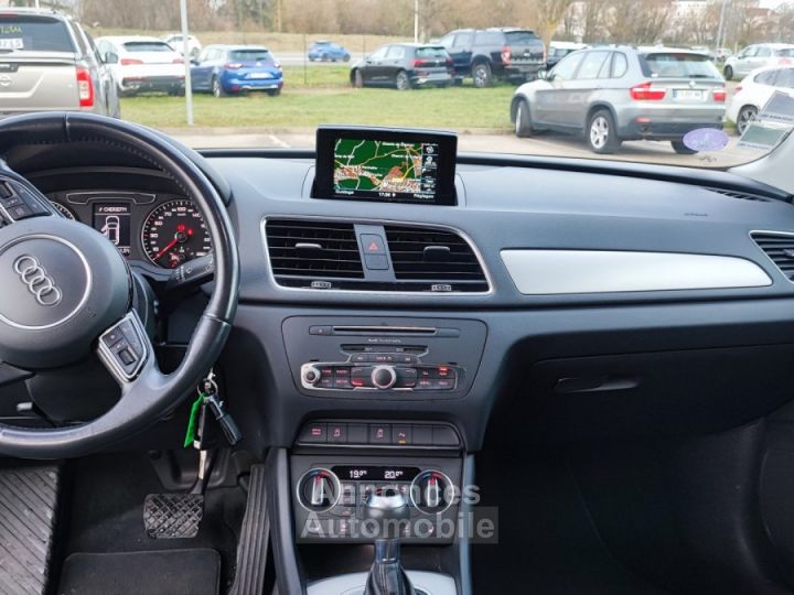 Audi Q3 15 tfsi 150 Ambiente S-tronic - 4