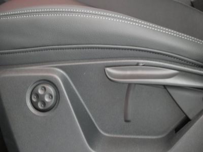 Audi Q2 35 TFSI 150 S tronic 7 S line   - 9