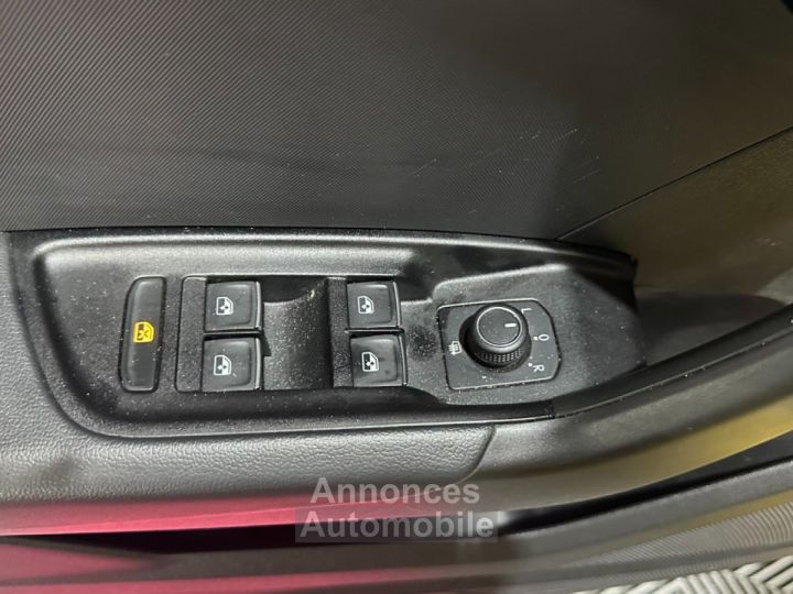 Audi A1 Sportback S Line 95 ch 25 TFSI S tronic 7 Virtual cockpit ~ Apple Carplay ~ Feux full led - 24