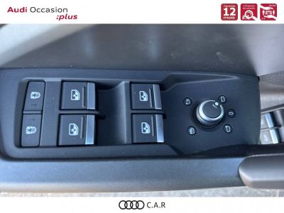 Audi Q3 45 TFSIe 245 ch S tronic 6 S line   - 10