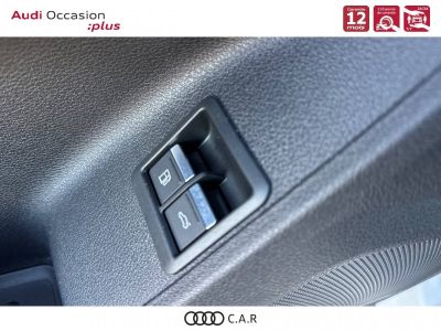 Audi Q3 45 TFSIe 245 ch S tronic 6 S line   - 11