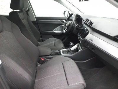 Audi Q3 35 TDI 150 ch S tronic 7 Design   - 8