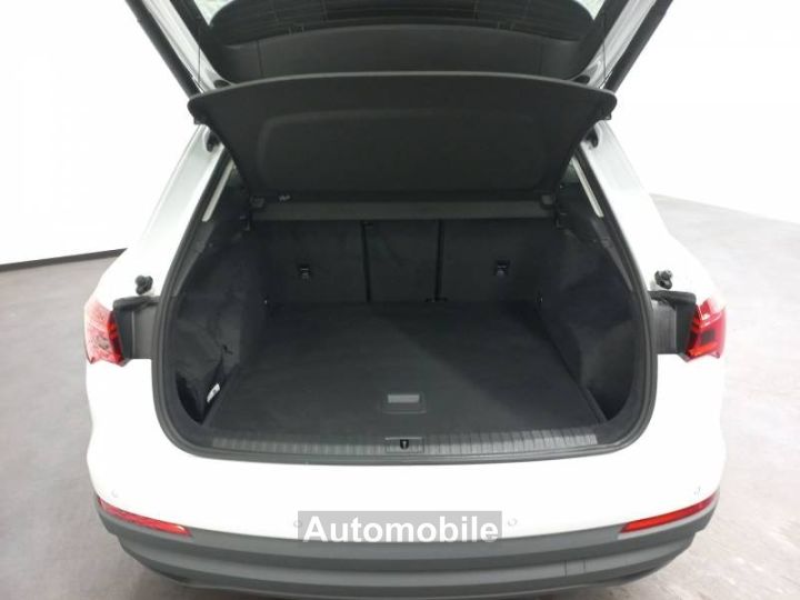 Audi Q3 35 TDI 150 ch S tronic 7 Design - 11
