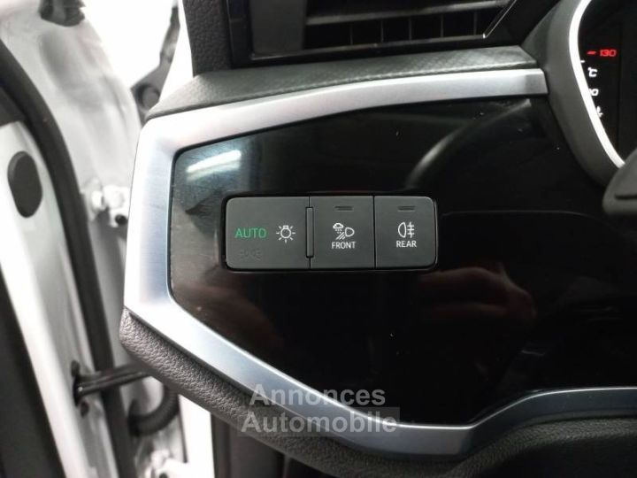 Audi Q3 35 TDI 150 ch S tronic 7 Design - 18