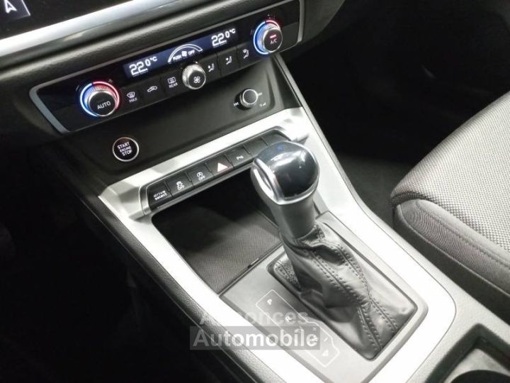 Audi Q3 35 TDI 150 ch S tronic 7 Design - 25