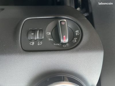Audi A1 14 TDI ULTRA 90   - 12