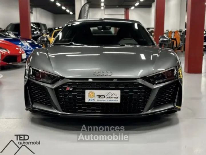 Audi R8 V10 52 FSI RWD 540cv - 2