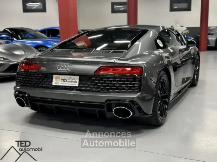Audi R8 V10 52 FSI RWD 540cv - 8