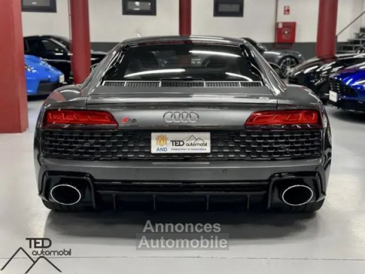 Audi R8 V10 52 FSI RWD 540cv - 9