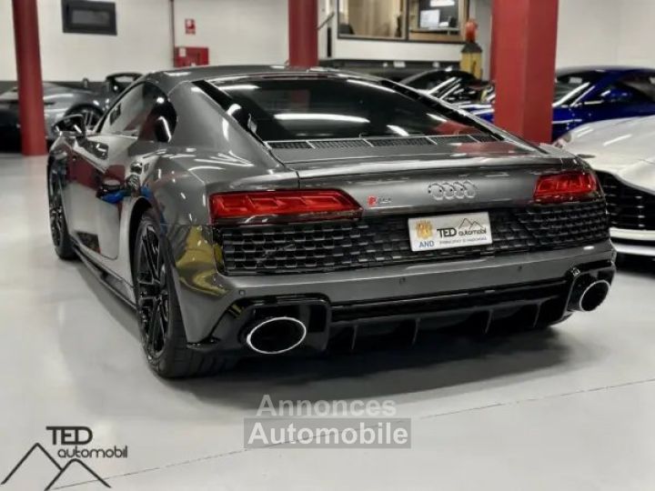 Audi R8 V10 52 FSI RWD 540cv - 10