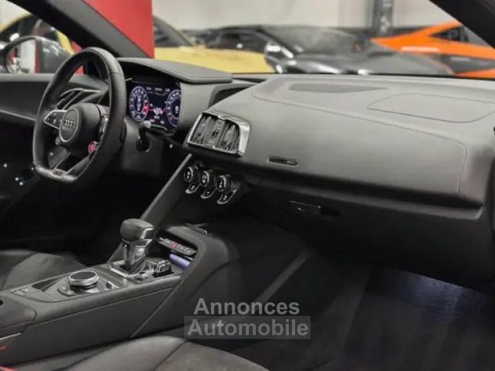 Audi R8 V10 52 FSI RWD 540cv - 15