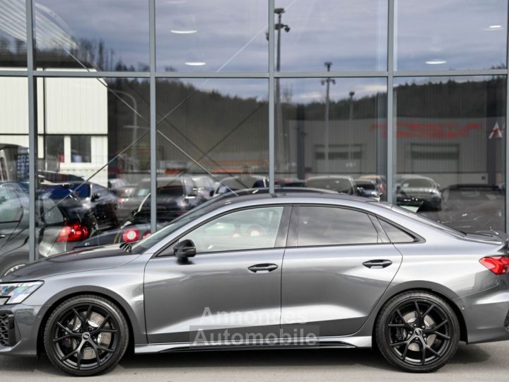 Audi RS3 Limousine 25 TFSI RS-Design - 6