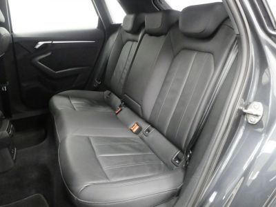 Audi A3 Sportback 35 TFSI 150CH MILD HYBRID DESIGN LUXE S TRONIC 7   - 8