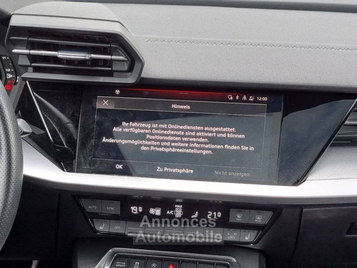 Audi S3 Sportback quattro PANO - 12