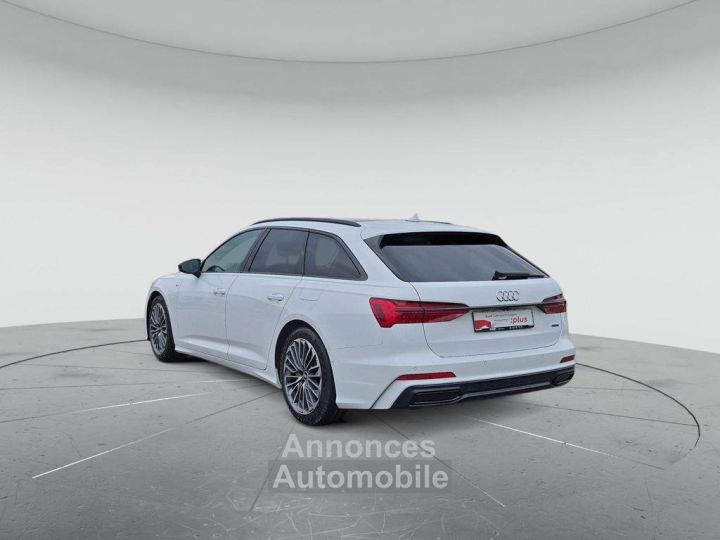 Audi A4 Avant 55 TFSIe QUATTRO/PANO/ATTELAGE - 5