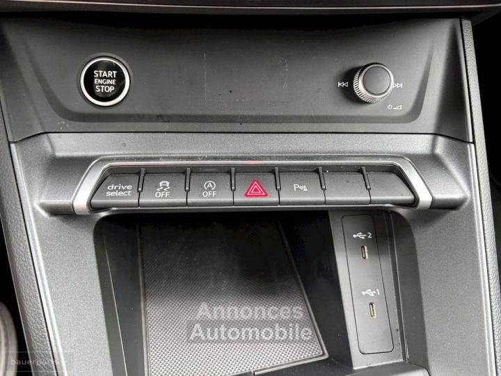 Audi Q3 35 TFSI 150 ch S tronic 7 S line - 31