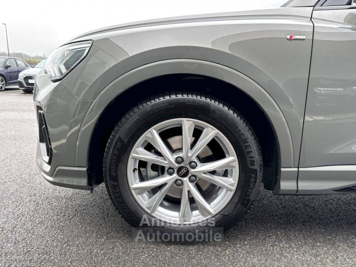 Audi Q3 35 TFSI 150 ch S tronic 7 S line - 36