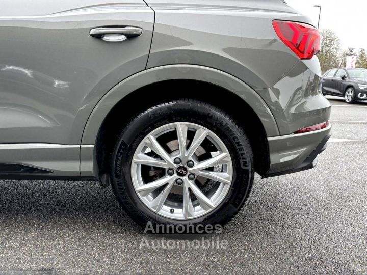 Audi Q3 35 TFSI 150 ch S tronic 7 S line - 37