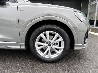 Audi Q3 35 TFSI 150 ch S tronic 7 S line   - 39