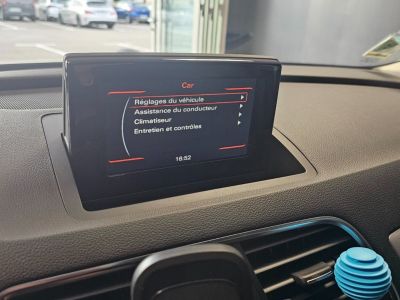 Audi Q3 20 TDI 150 ch S tronic 7 Ambiente   - 17