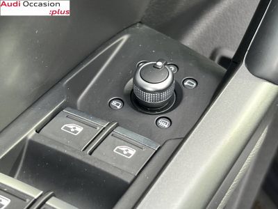 Audi Q3 35 TFSI 150 ch S tronic 7 S line   - 24