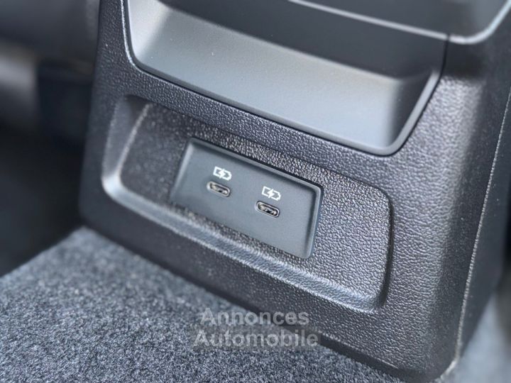 Audi A3 35 tfsi 150 cv design luxe s tronic 7 - 11
