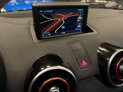 Audi A1 14 TFSI 185 Ch S-line S-tronic *Toit Ouvrant*   - 14