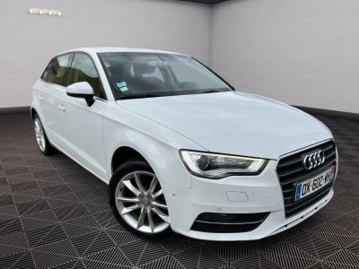 Audi A3 Sportback 12 TSI 105 Ambition GPS XENONS   - 2