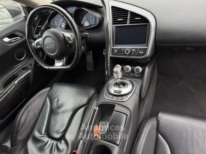 Audi R8 V10 52 FSI 525 Quattro R-Tronic - 12