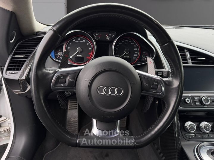 Audi R8 V10 52 FSI 525 Quattro R-Tronic - 13