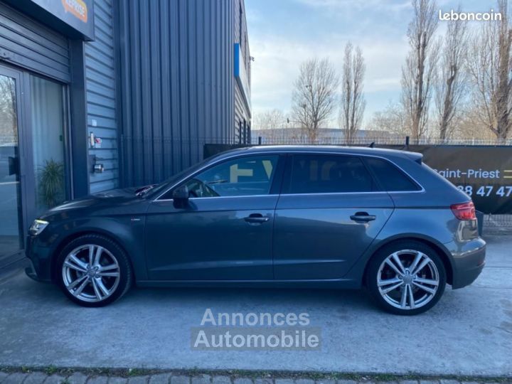 Audi A3 Sportback 15 TFSI 150ch S-LINE CARPLAY Entretien - 8