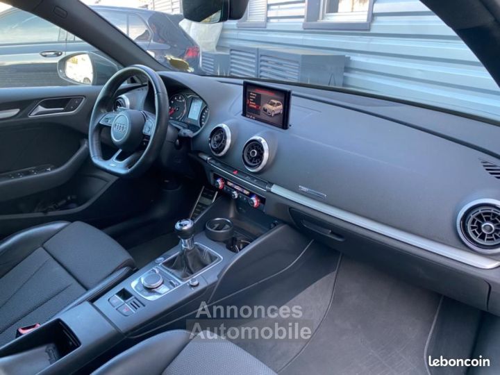 Audi A3 Sportback 15 TFSI 150ch S-LINE CARPLAY Entretien - 17