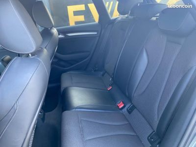 Audi A3 Sportback 15 TFSI 150ch S-LINE CARPLAY Entretien   - 18