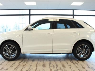 Audi Q3 20 TDI - 120 S-Line   - 12